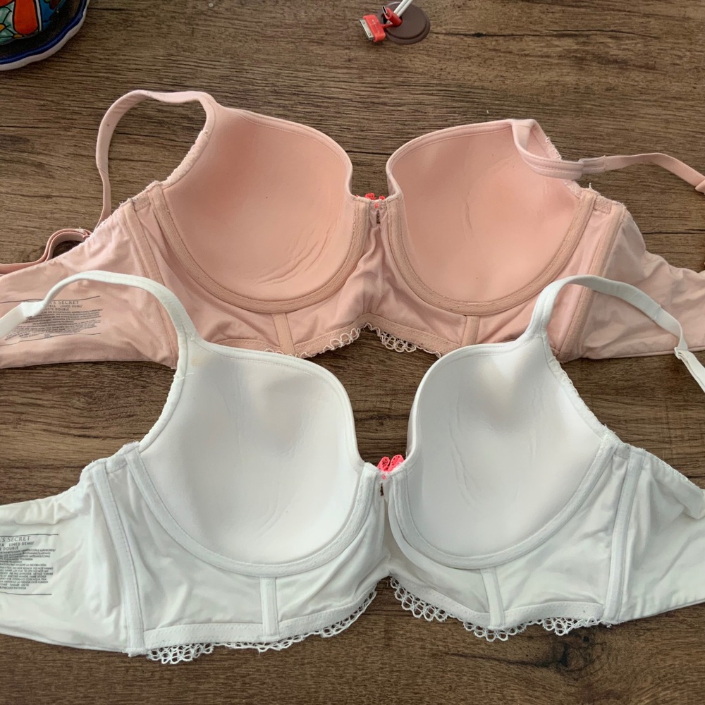 Victoria's Secret Lace Balconette Bra in Light Pink and White - Picture 2 of 7